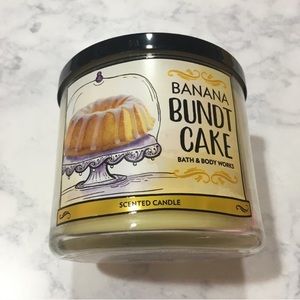 Bath & Body Works Banana Bundt Cake Candle